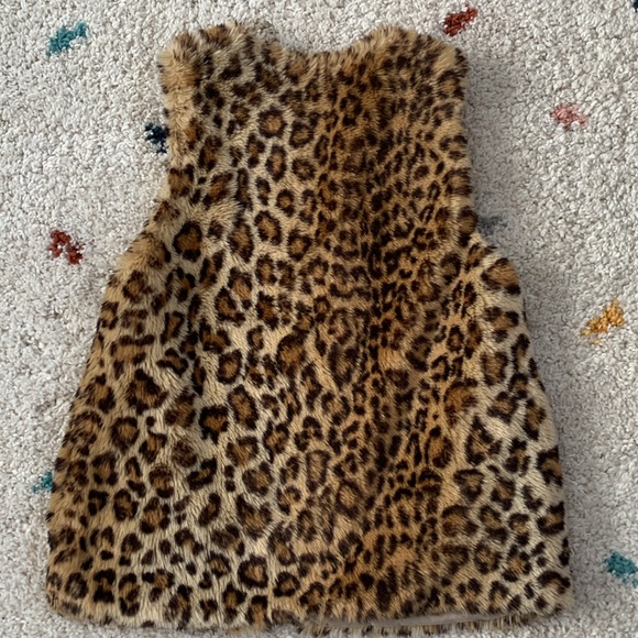 Zara vest size 11/12 - Picture 2 of 3